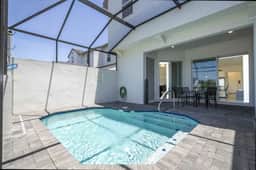 Private Pool Resort Close to Disney w Themed Rooms