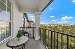 Deluxe 3Bd Condo Near OCCC @ Vista Cay Resort 404