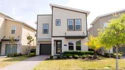 Stunning Game Room & Pool Jacuzzi Storey Lake 2799