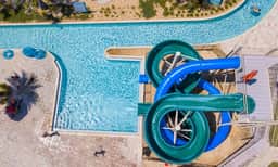 Fabulous 4Bedroom Pool Resort Close to Disney 4289