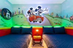 Wonderful 5 Bd Private Pool at Storey Lake Resort