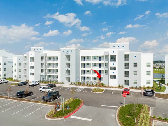 Stunning 2Bd Resort at Storey Lake 105 3171