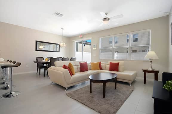 Family Friendly 4Bd Townhome Disney w Pool Access