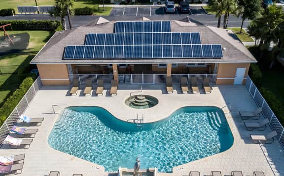 Family Friendly w Pool near Disney @ Orlando 1420