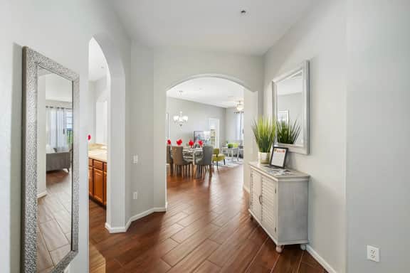 Deluxe 3Bd Condo Near OCCC @ Vista Cay Resort 404