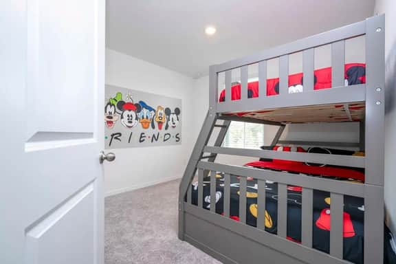 Modern 3BR Near Disney w Gameroom & Free Waterpark
