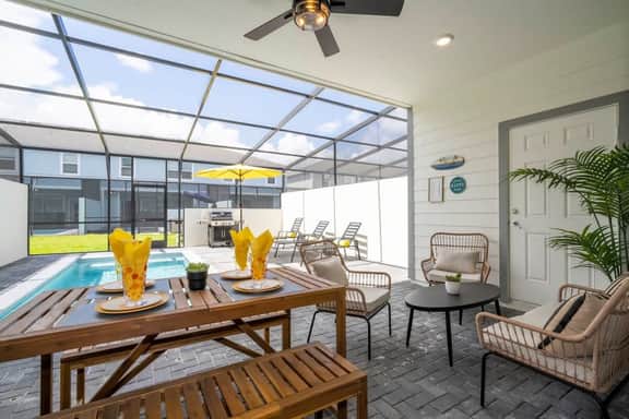 Stunning 5Bd w/ Pool @ Windsor Island Resort 3814