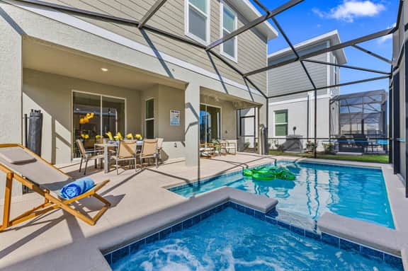 6BR Reunion Villa w Pool, Spa w Modern Decor 7894