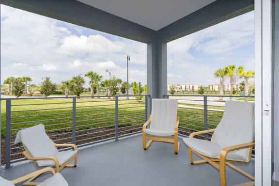 Luxury Apt Near Disney w/ Resort Access 101 3191