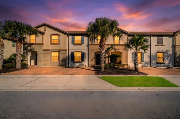 5BR Minions & Mickey Rooms w Pool Sun Shelf 8879