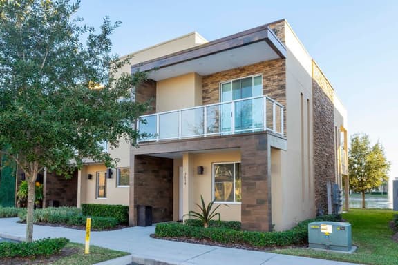 Stunning 4Bd Close to Disney Magic Village 7614