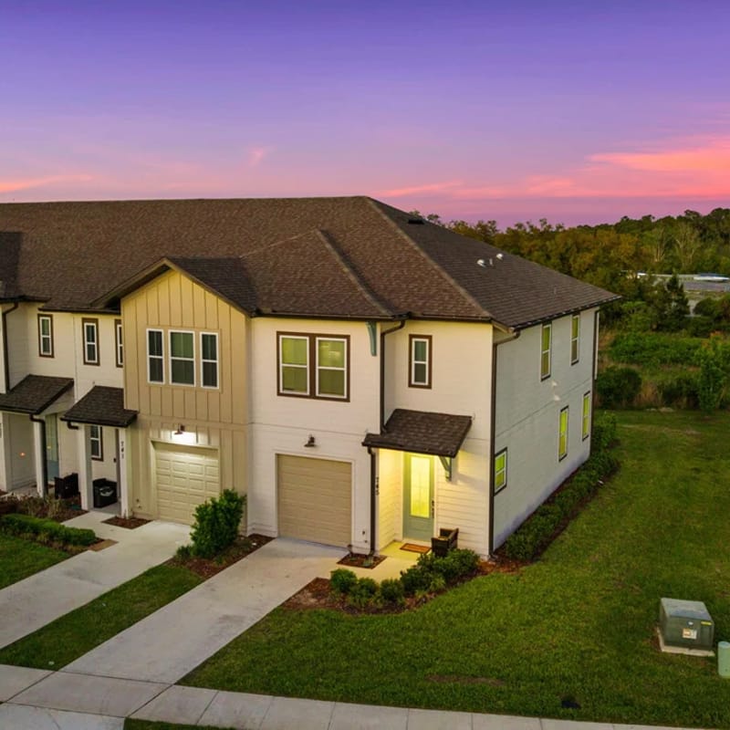 Modern 3BR Near Disney w Gameroom & Free Waterpark